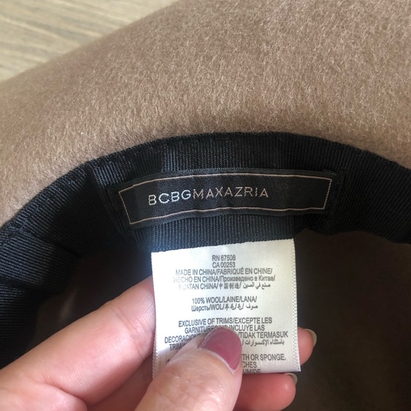 BCBG Maxazria Fall Hat - Picture 5 of 5